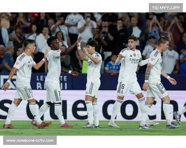 西甲:瓦伦西亚1-0小胜莱万特,皇马旧将杜罗制胜 西甲:瓦伦西亚1-0小胜莱万特,皇马旧将杜罗制胜